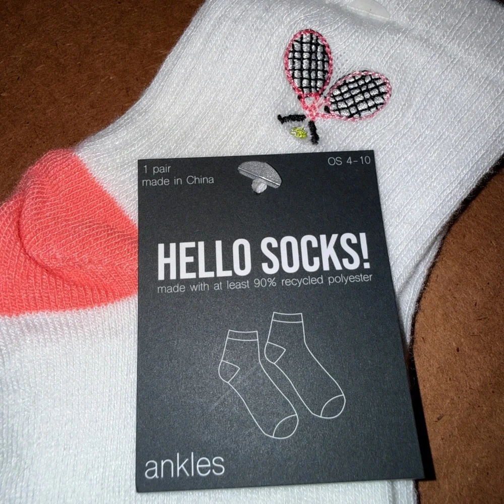 Hello Socks Ankle Socks Women OS 4-10 NEW Tennis Racket Embroidered White Coral